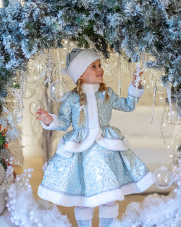 Costume of Snow Maiden with a hat №8 фото 1