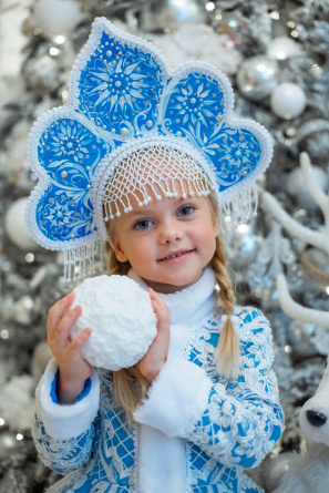 Costume of Snow maiden with kokoshnik №11 фото 4